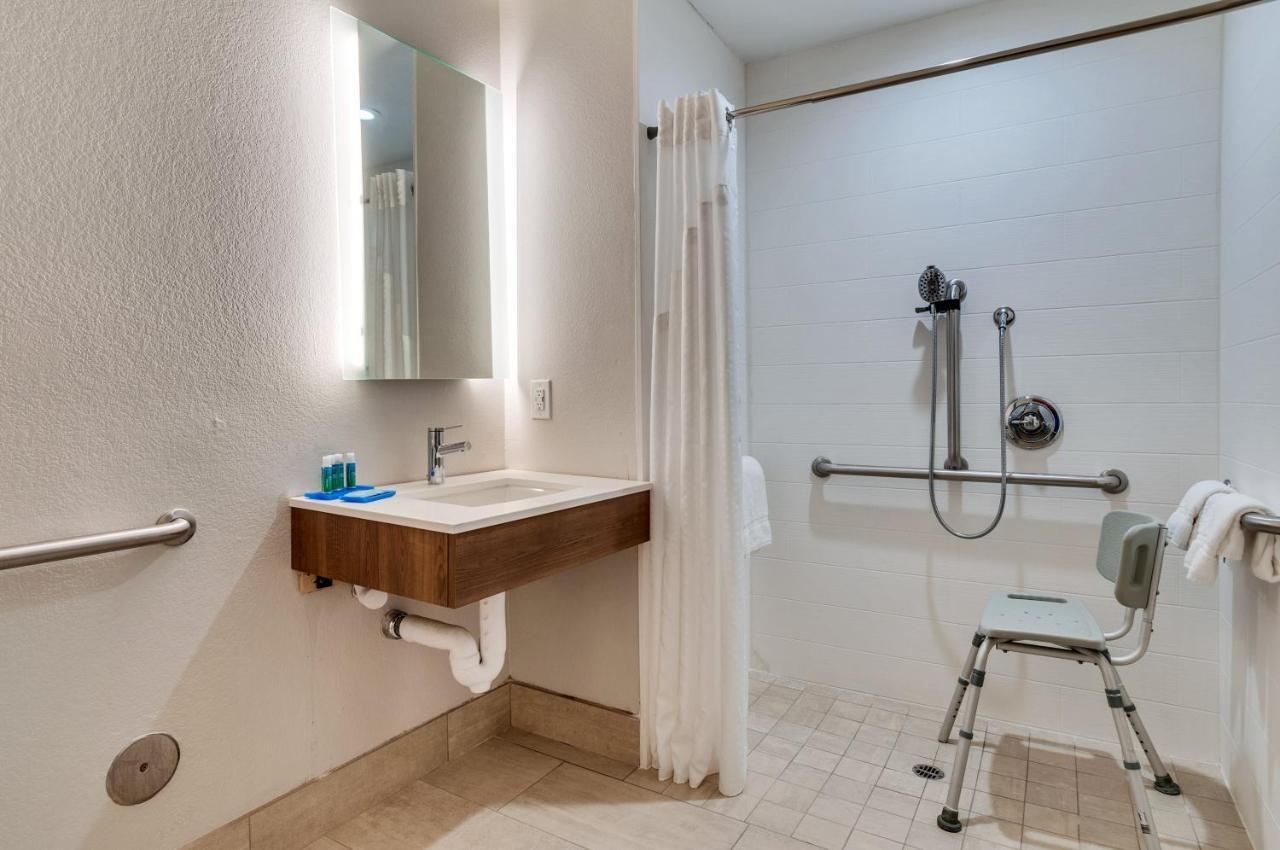 Holiday Inn Express Hotel & Suites Lake Elsinore By Ihg Екстер'єр фото