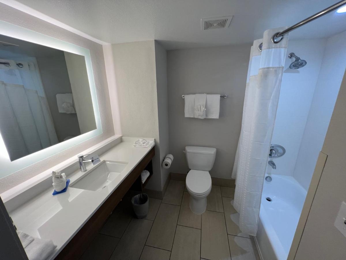 Holiday Inn Express Hotel & Suites Lake Elsinore By Ihg Екстер'єр фото