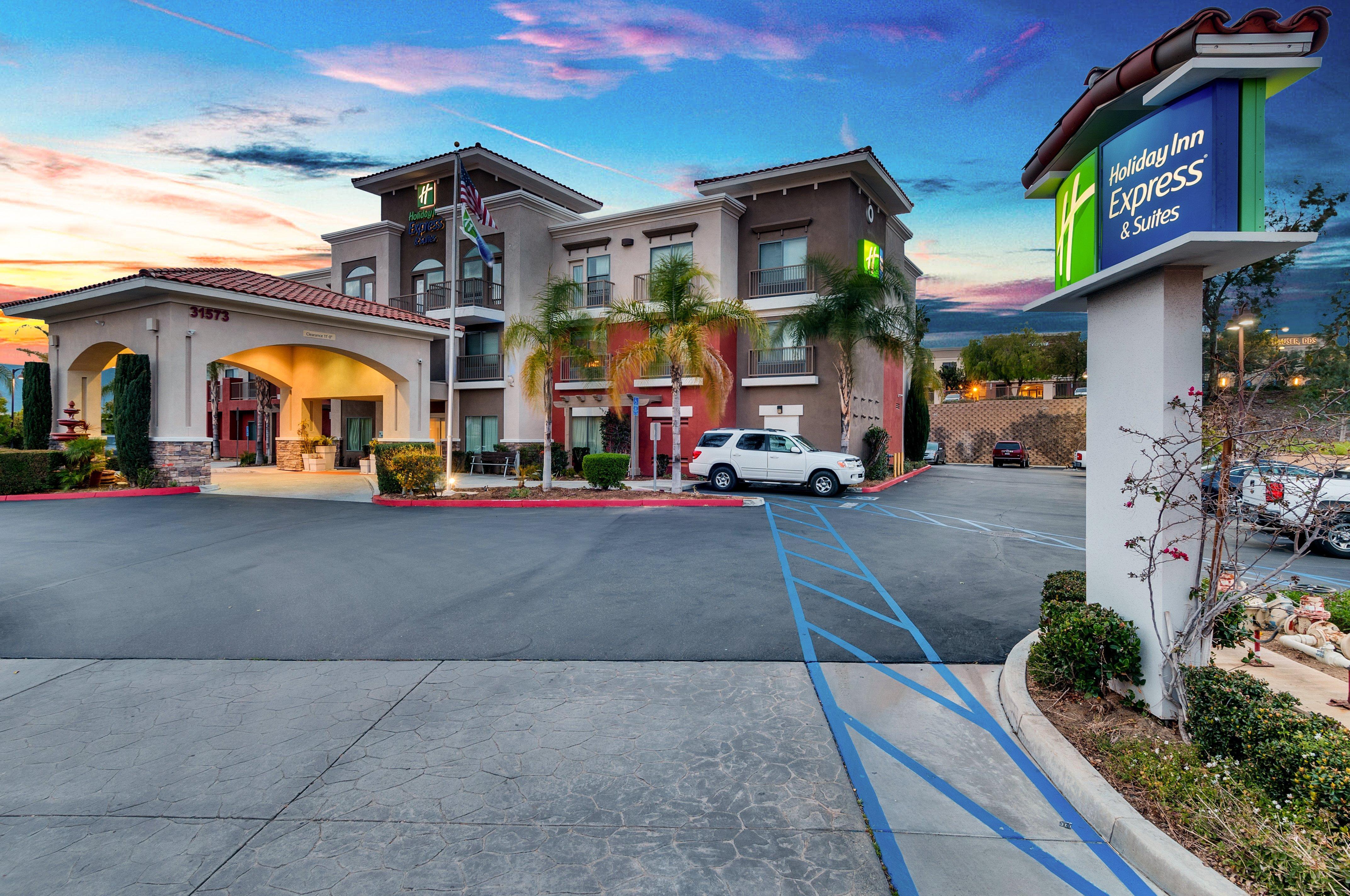 Holiday Inn Express Hotel & Suites Lake Elsinore By Ihg Екстер'єр фото