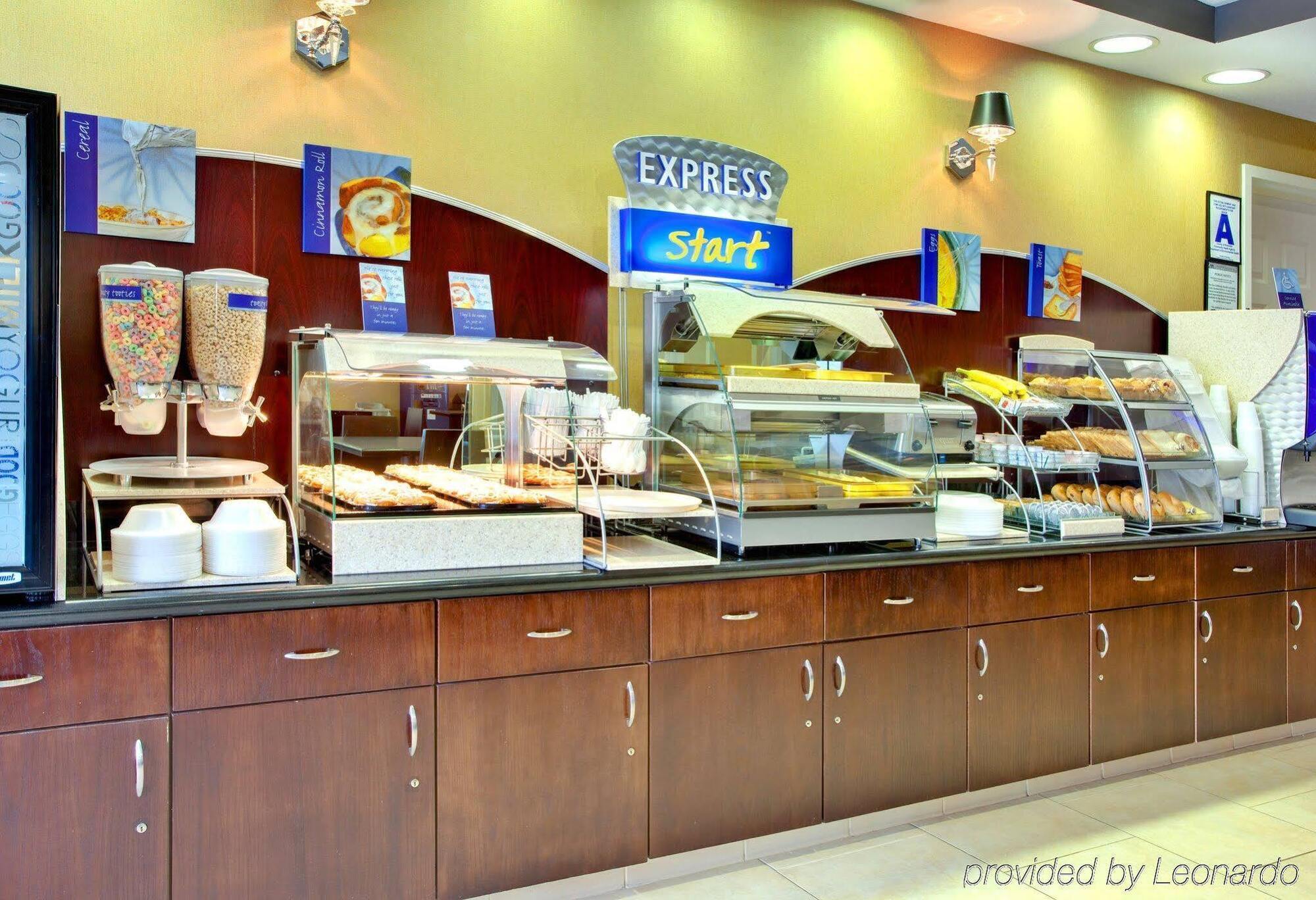 Holiday Inn Express Hotel & Suites Lake Elsinore By Ihg Екстер'єр фото